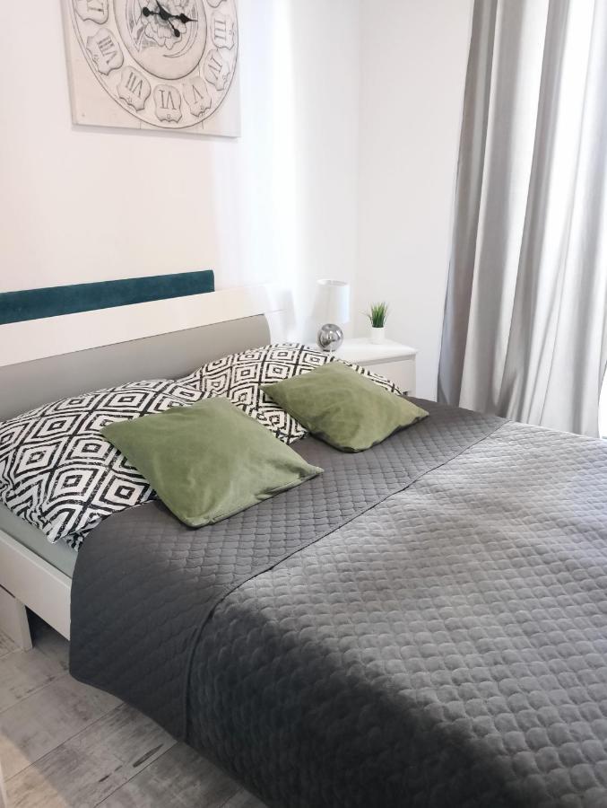 Apartament Lesny Любин Экстерьер фото